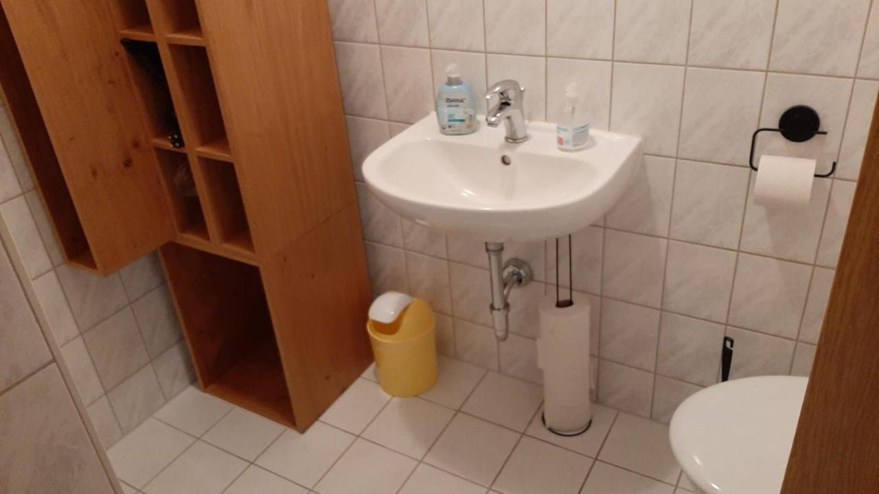 Ferienwohnung Eddi Райхенбах-им-Фогтланд Екстериор снимка